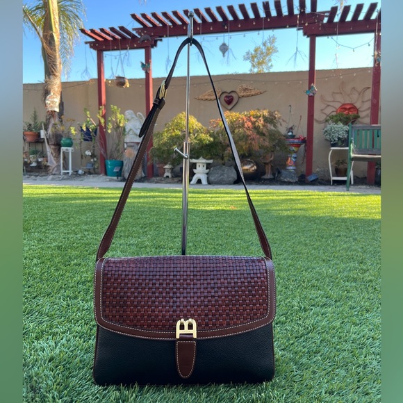 Handbags - BALLY Vintage Leather Shoulder Bag EUC